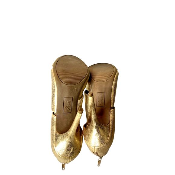FIONI Gold Slip On Back Zip Sandal Heels Size 11 - Picture 8 of 9